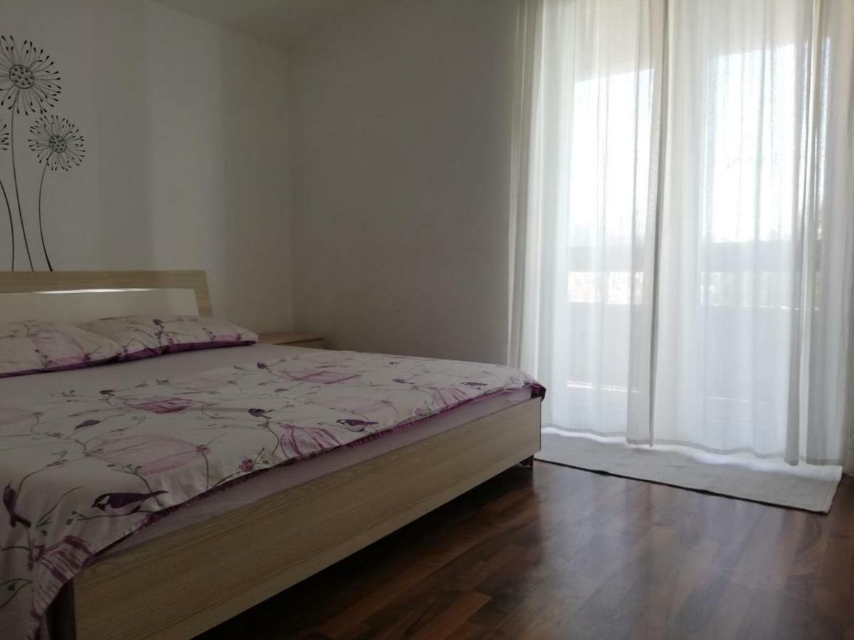 Apartment Bluebay Дуги-Рат Экстерьер фото
